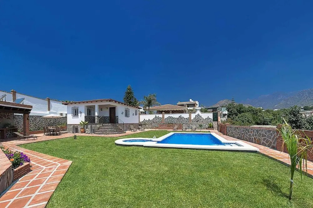 Villa Antonio Nerja by Ruralidays