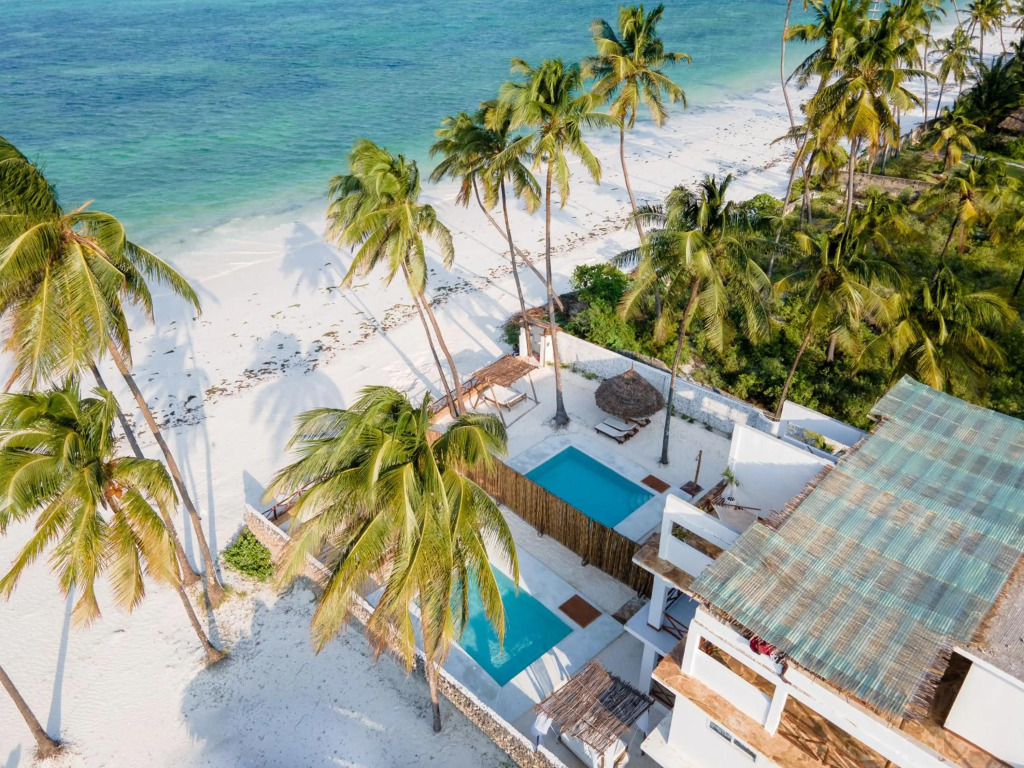 Coco Rise Villas - Villa Dining Service Available