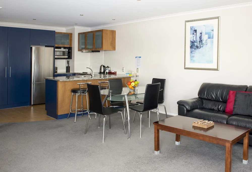 The Reef Beachfront Apartments