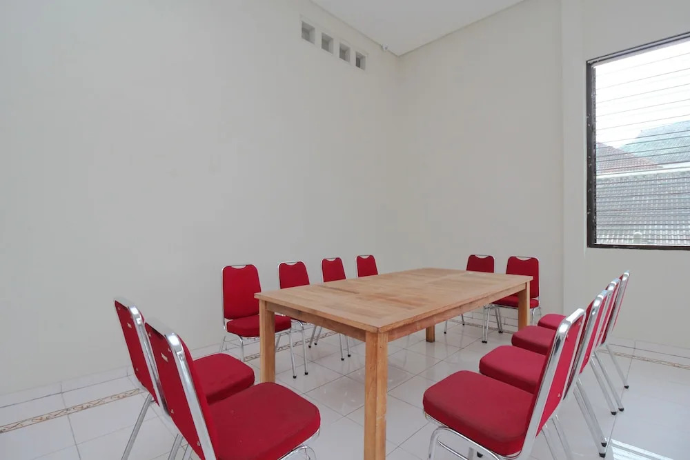 Airy Eco Syariah Semarang Barat Abdul Rahman Saleh 89A