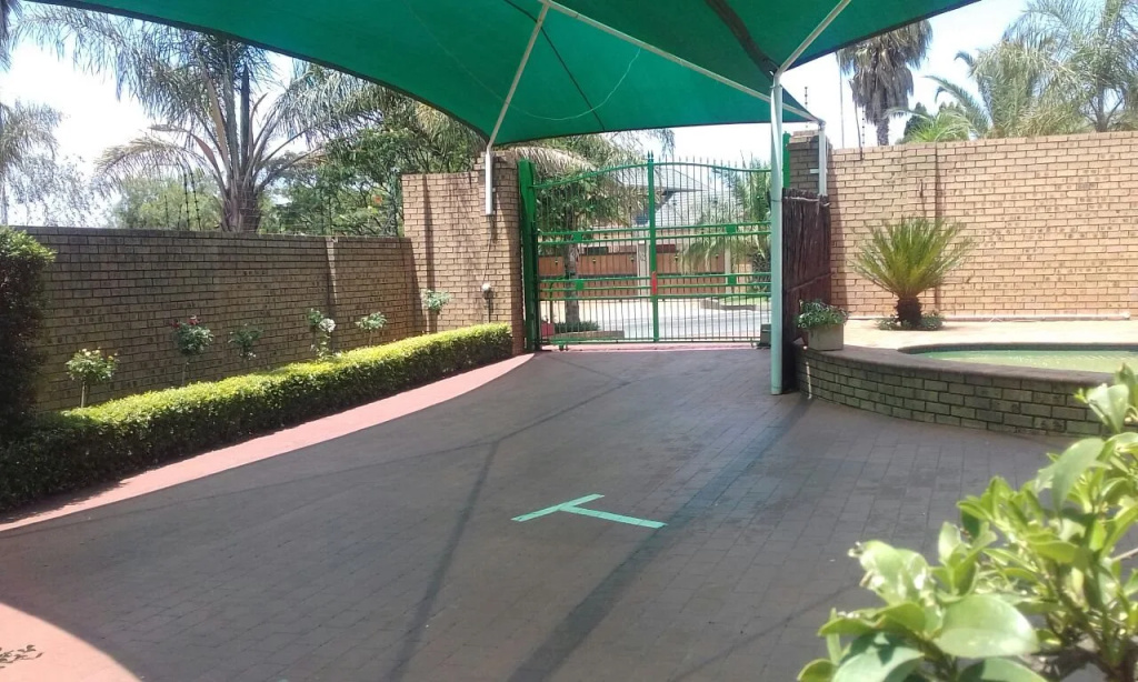 Kairos Home Guesthouse