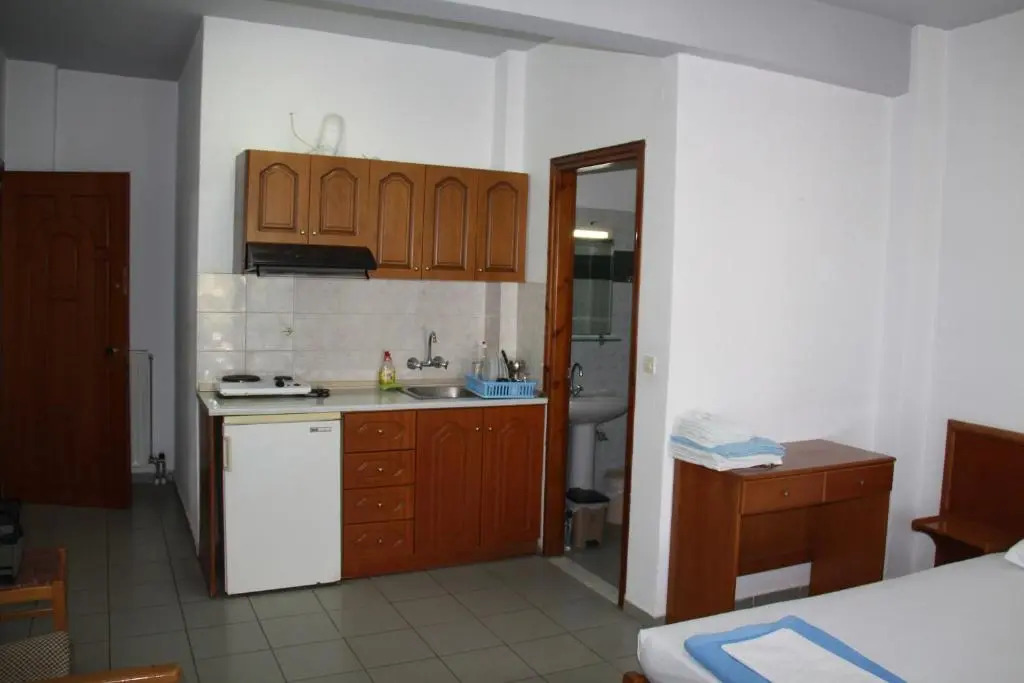 Galanis Studios and Apartments