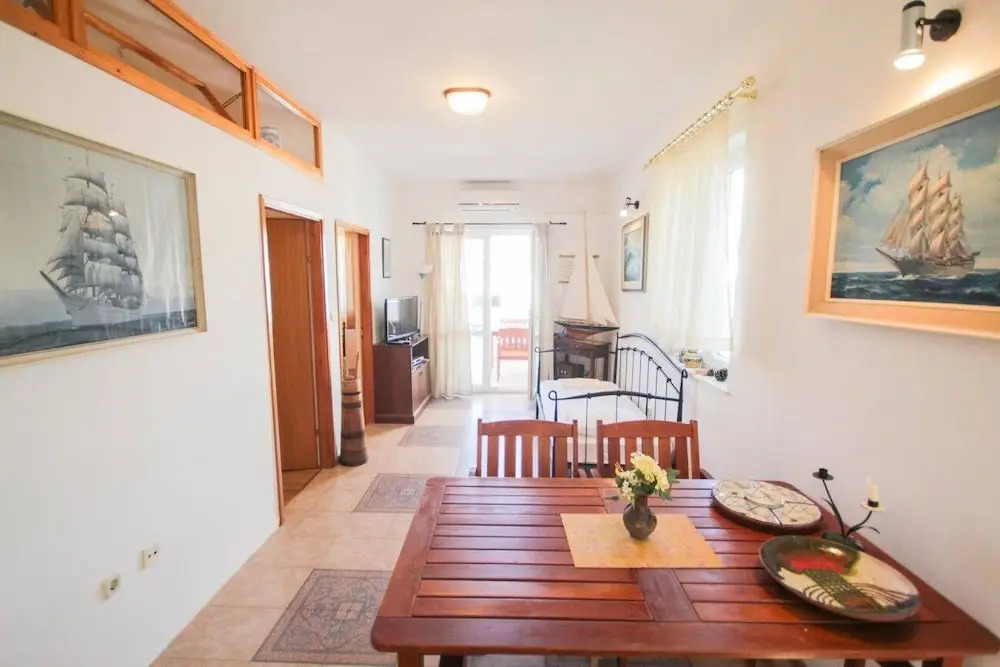 Friends and Family Apartments