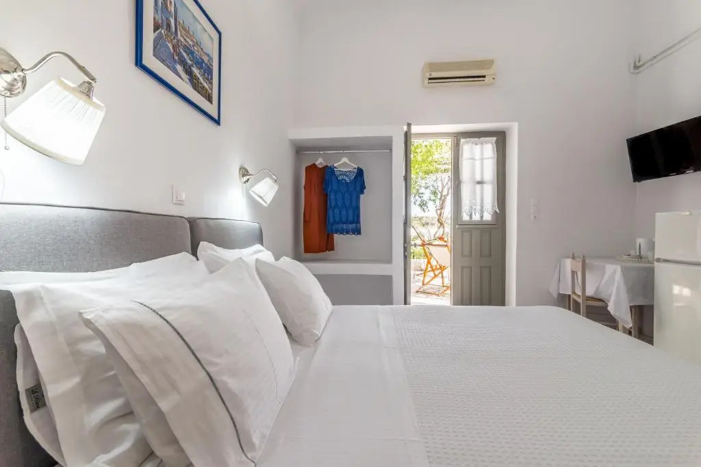 Milos Apartments