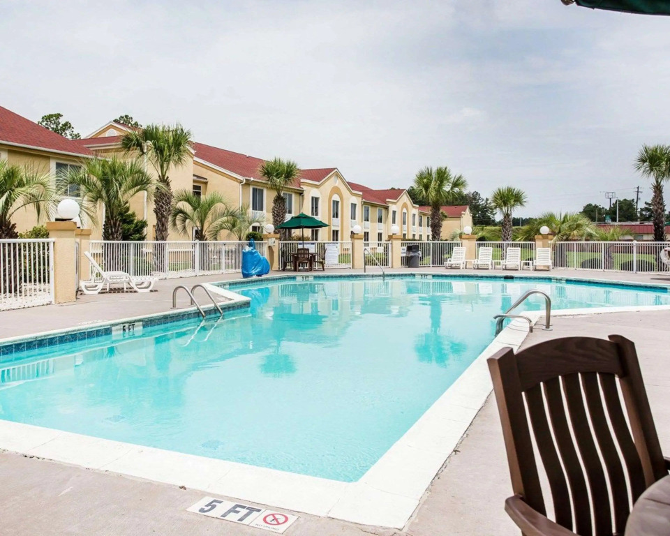 Comfort Inn & Suites Walterboro I-95