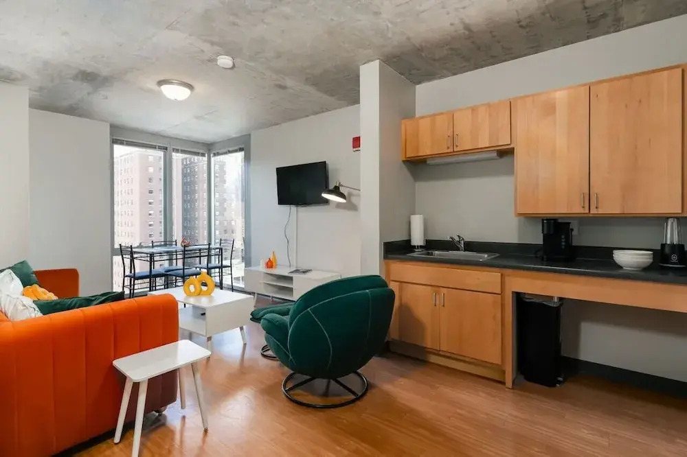 Chicago get Away - 2 Bedroom