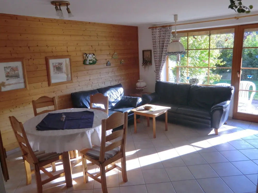 Cozy Holiday Home With Oven, 18km From Oberstaufen