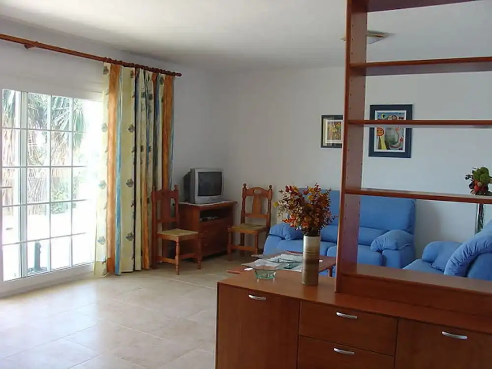 Villa - 5 Bedrooms with Pool, WiFi and Sea views - 107942