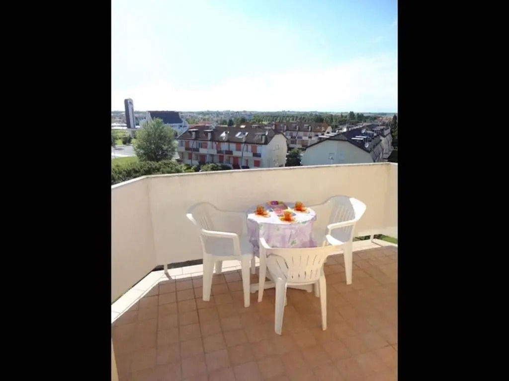 Cozy Studio With Balcony-beahost