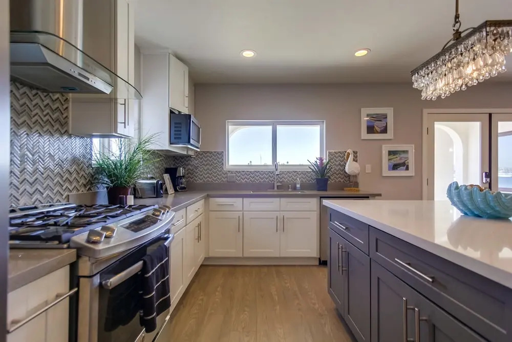 Point Break 1 3 Bedrooms 2 Bathrooms Condo