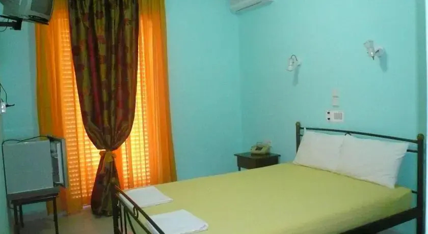 Leon Hotel