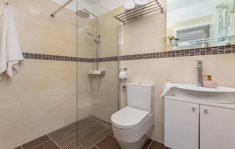 Stunning Home in Rovinj With Wifi and 2 Bedrooms