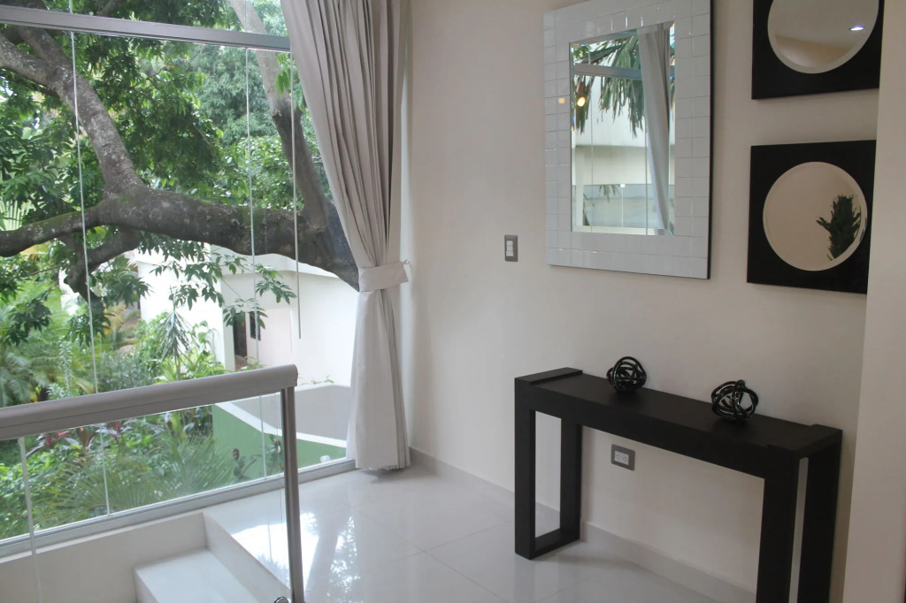 Hotel Contempo
