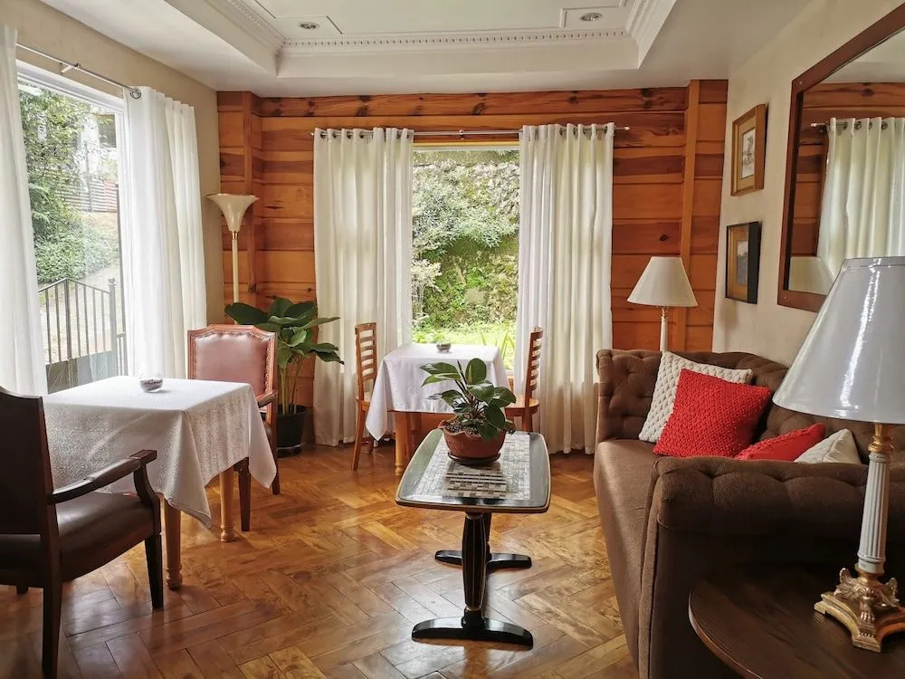 Guest Haven House Bed & Breakfast