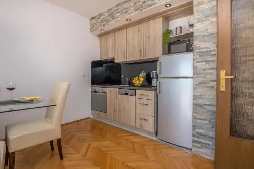 Apartment K&L
