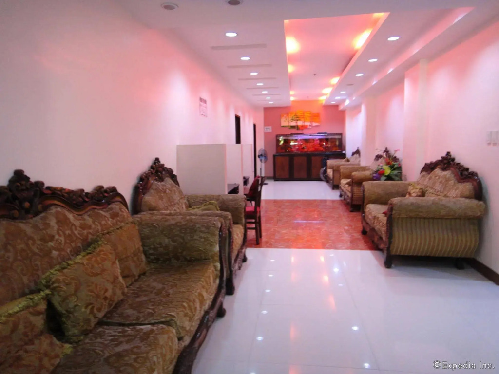 Fave Hotel Angeles City formerly Hotel America
