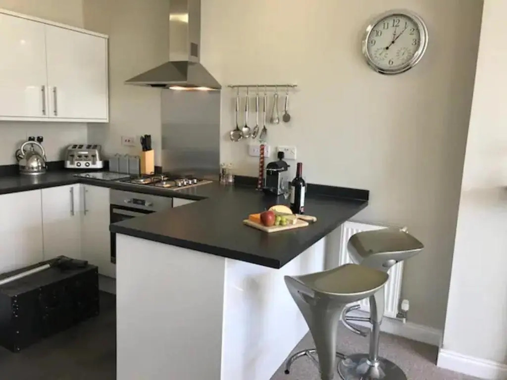 St Margarets Modern Georgian 2 bedroom apartment