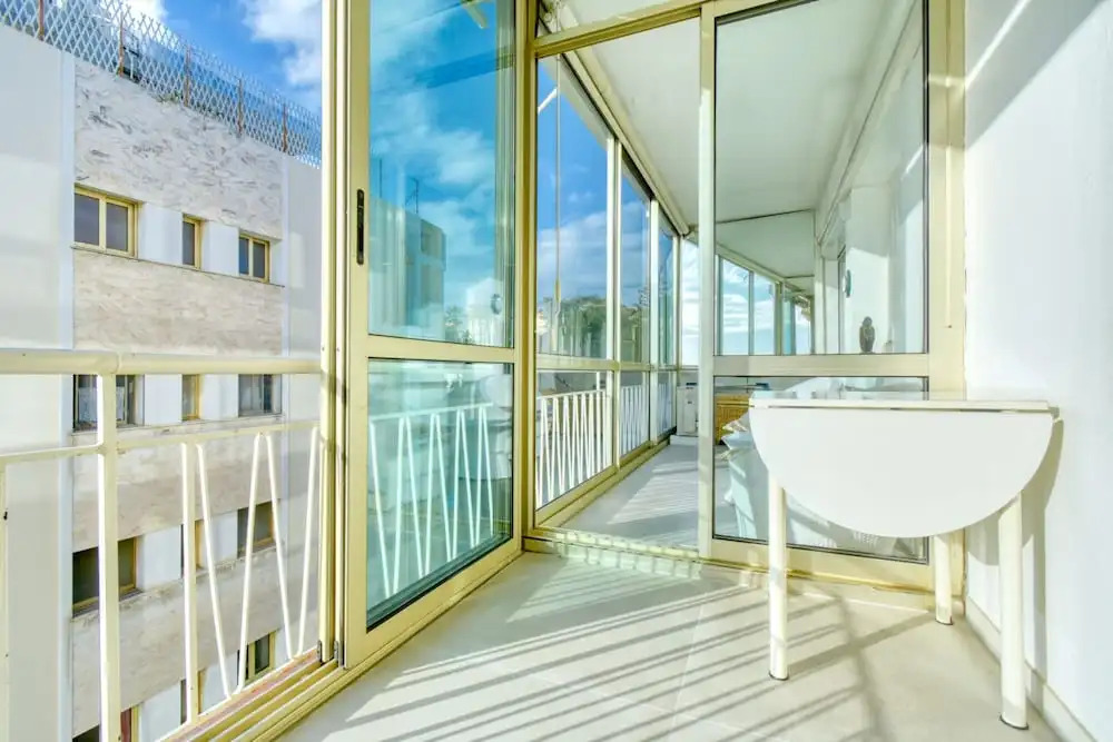 Sunny Apartment With Magnificent View of Plage du Midi Beach