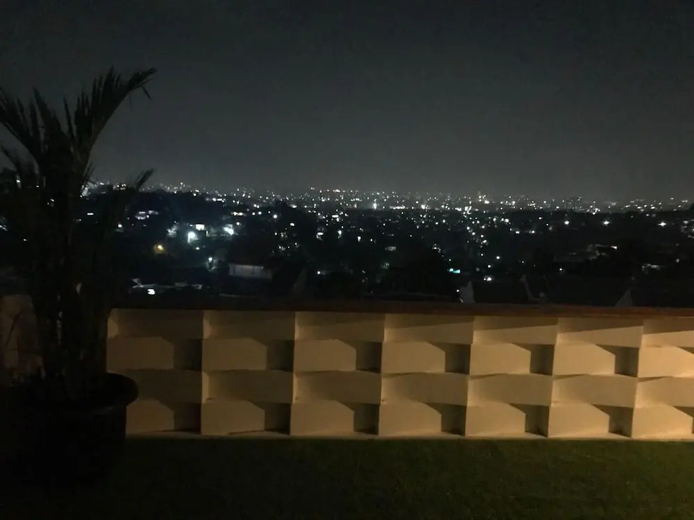De Villa Atas Bukit by HouseinBandung
