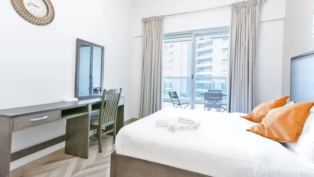 Luxury StayCation - Vibrant 1BR Apartment With Pool and Huge Balcony