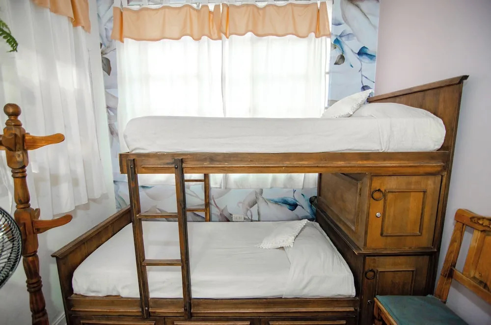 Capital Hostel