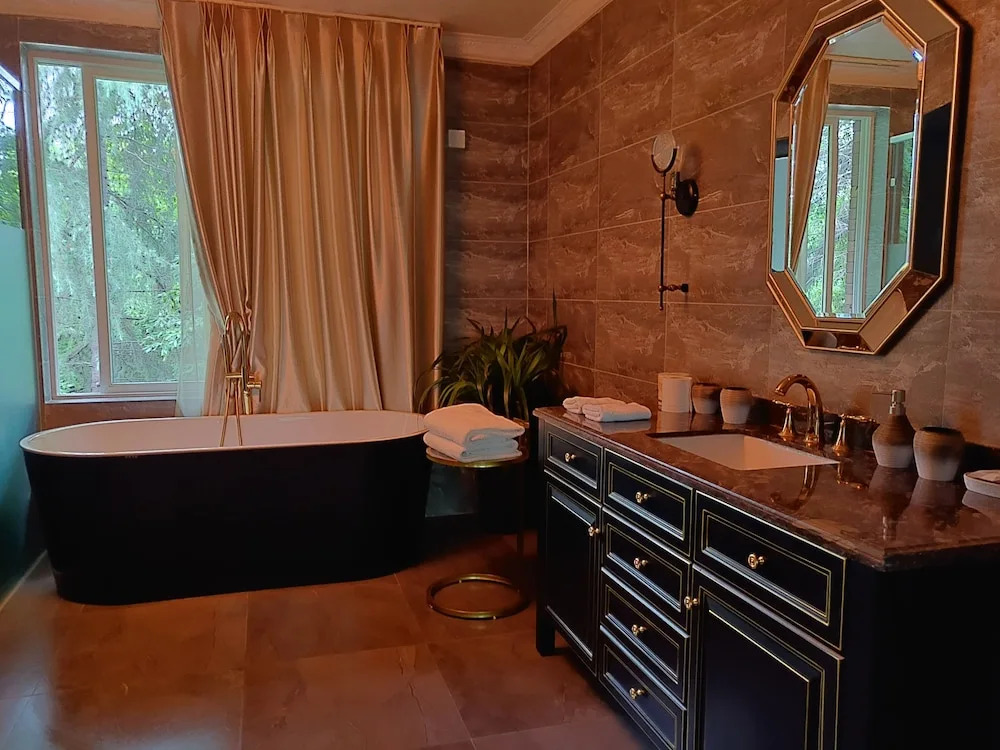 CASA Chengdu Boutique Hotel & Spa
