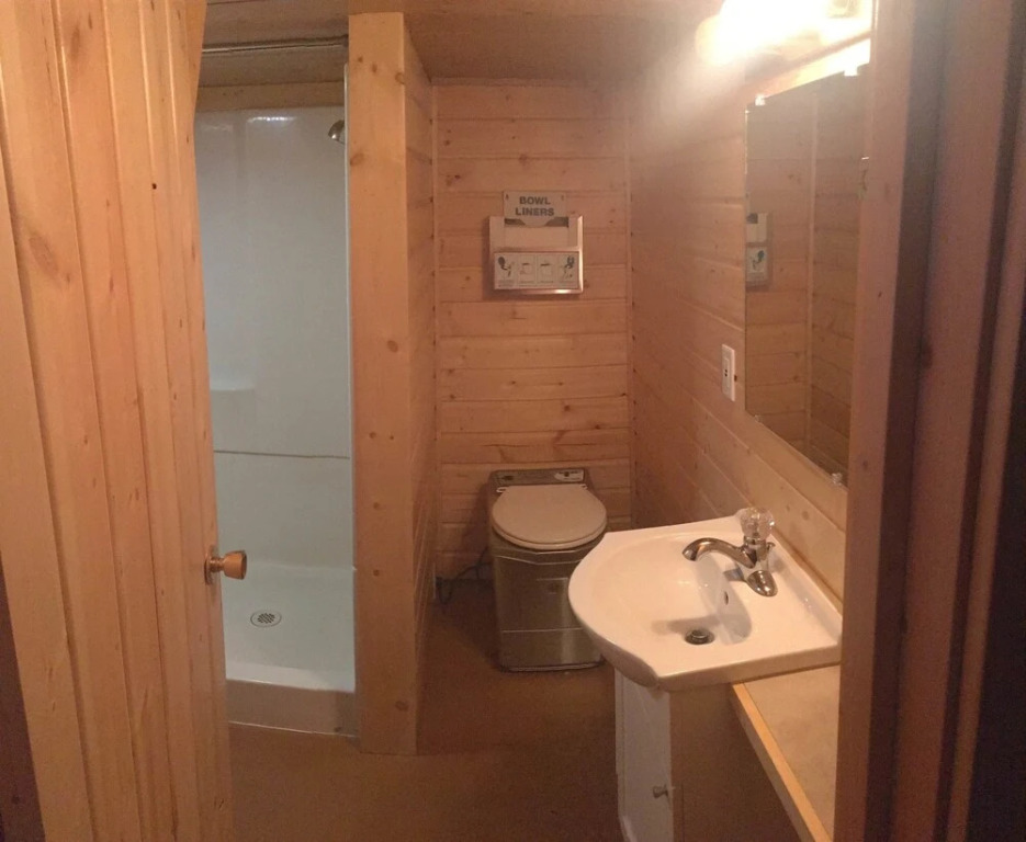Talkeetna Lakeside Cabins