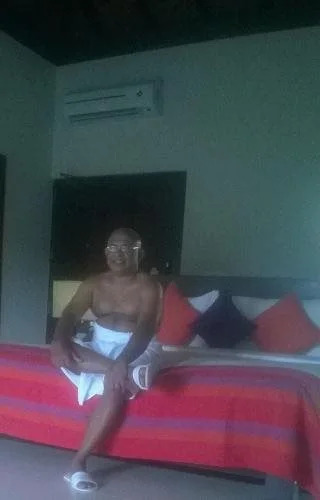 Villa 49 hotel beds - Hikkaduwa