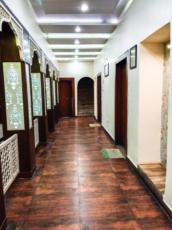Dwivedi Hotels Sri Omkar Palace