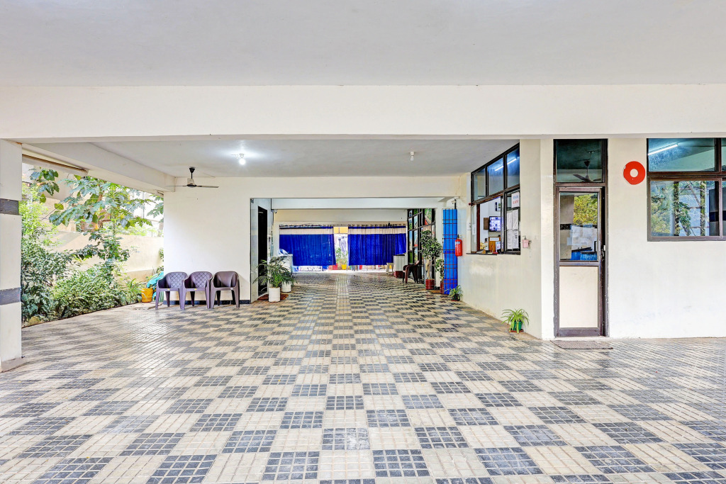 Super Collection O Beach Road Near GITAM