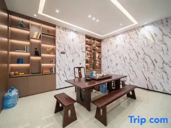 Yihe Hotel (Dai Ancient Town Branch)