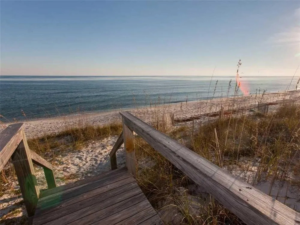 Far Reach II - 4 Br home by RedAwning