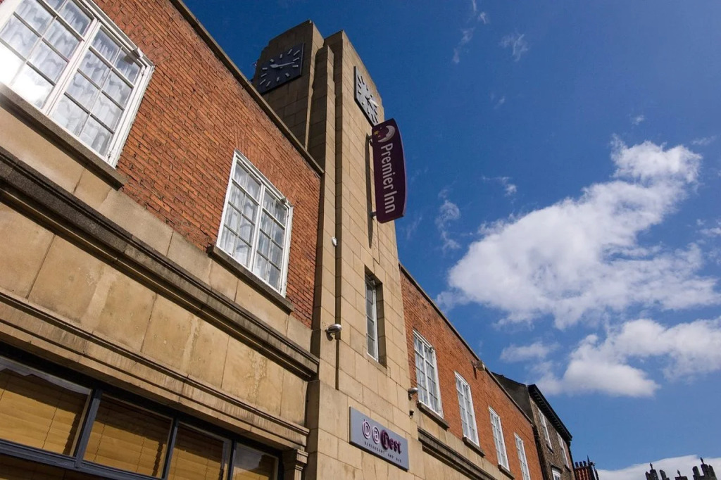Premier Inn York City - Blossom St North