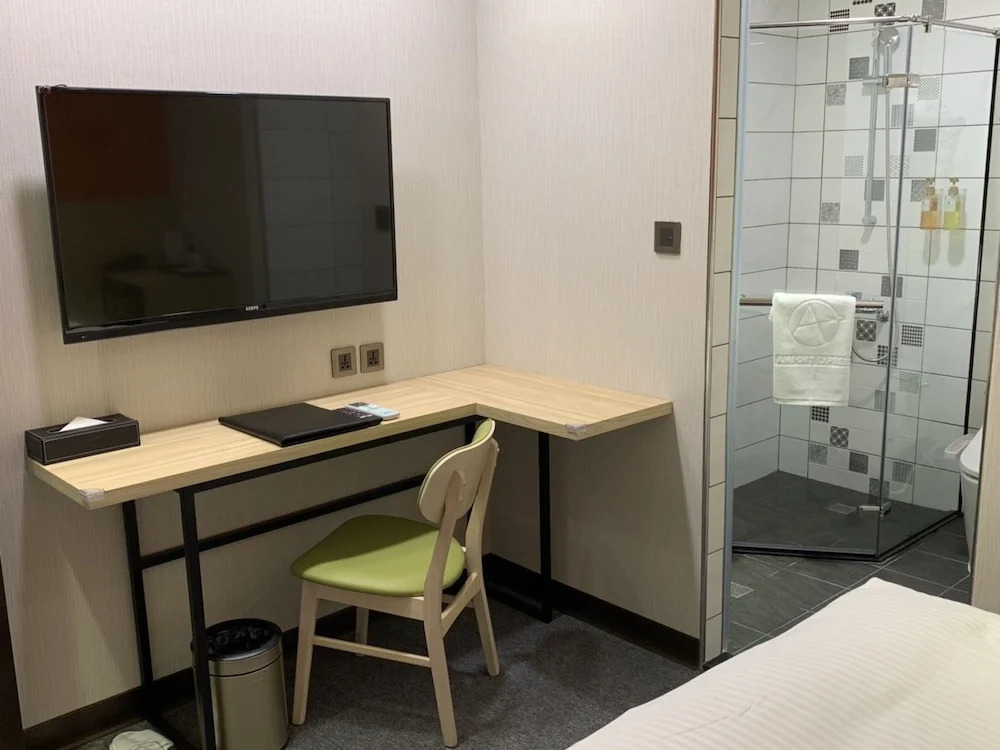 airport express hotel