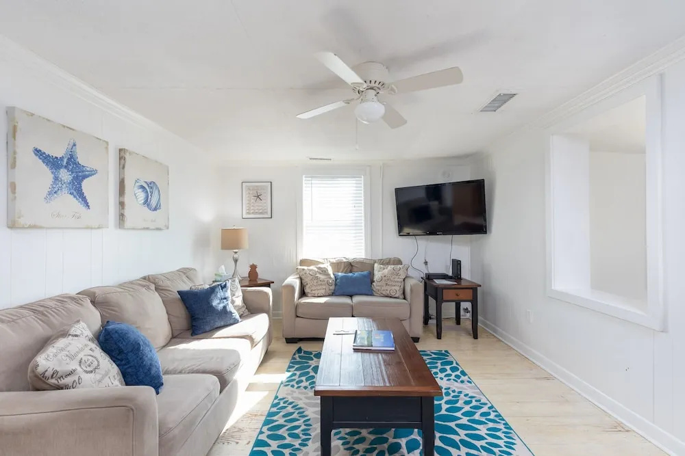 Ahh Folly Beach Vacation Rental - the edge of America! home