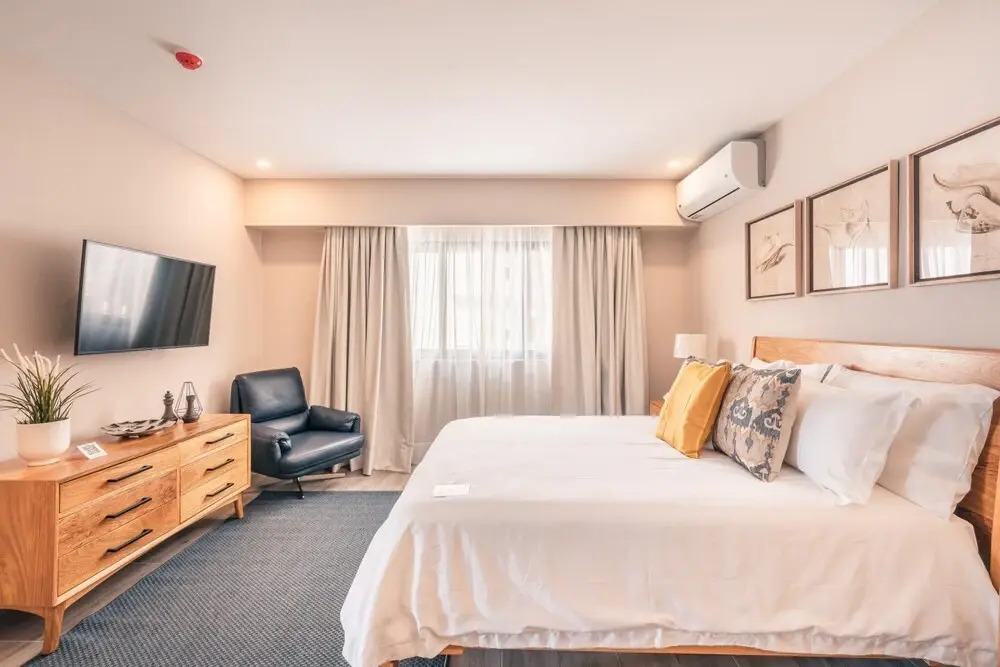 Most Exclusive Condo- Hotel in Town -901
