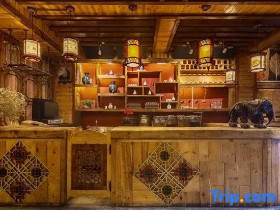 Songpan Rongquzong Bistro Inn