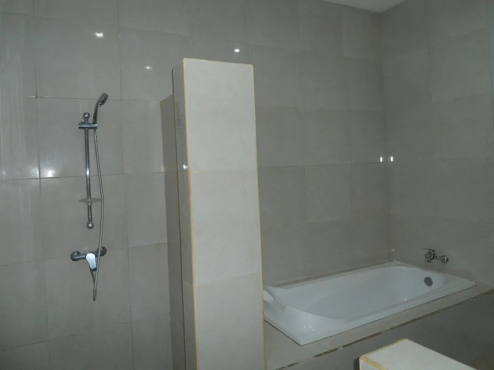 Arya Residence