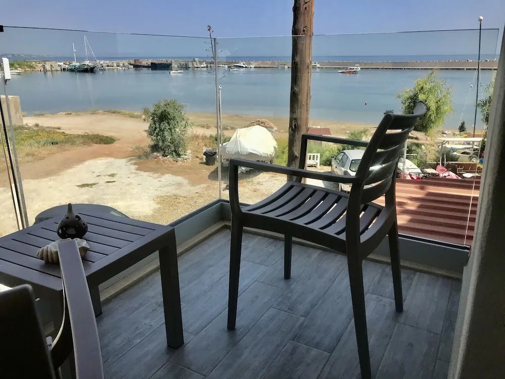 Sea View Apts & Suites by Pachiplex