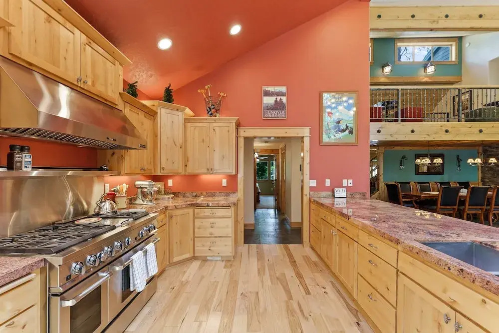 4 Red Fir 6 Bedroom Home