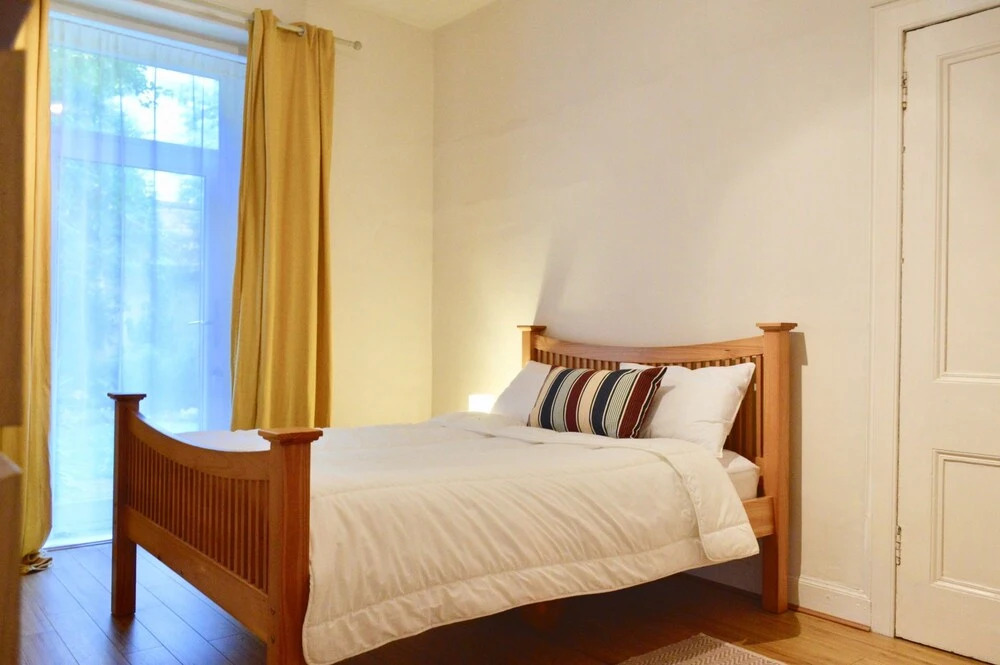 Spacious Leith Flat
