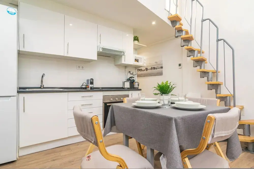 Centric in Palma With 3 Bedrooms and 1 Bathrooms