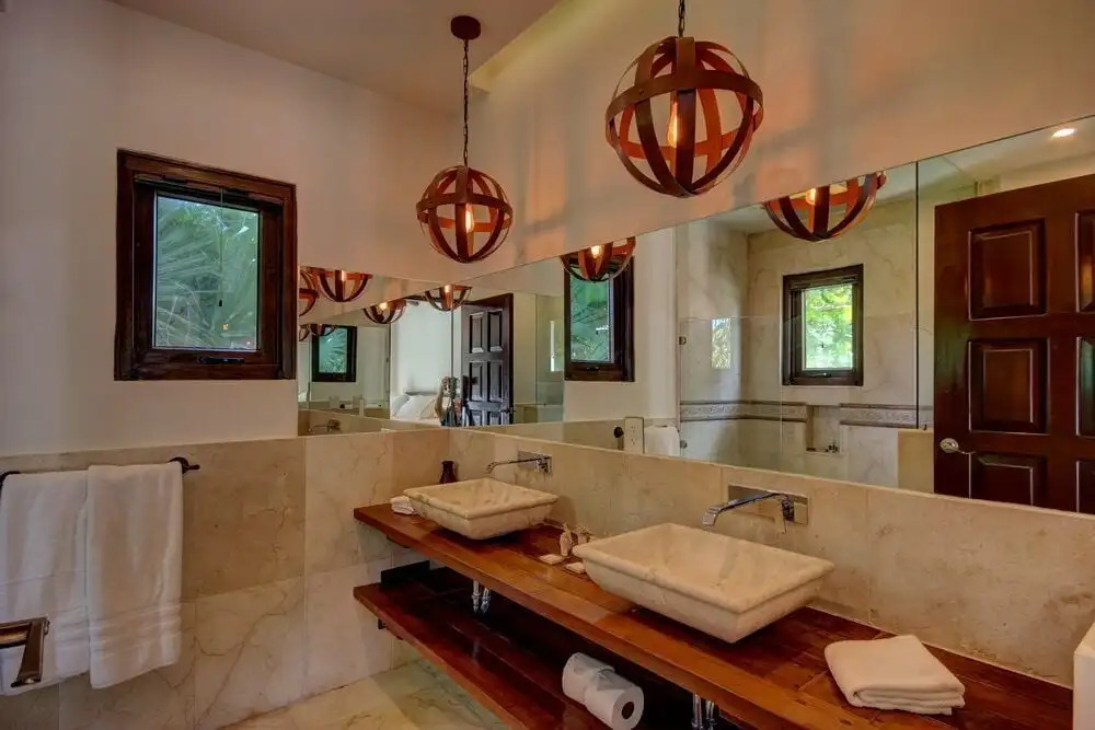 Wonderful 6 Bedroom villa 5 steps to the Best Beach in Playacar