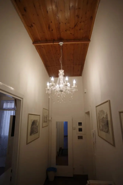 Mosca House