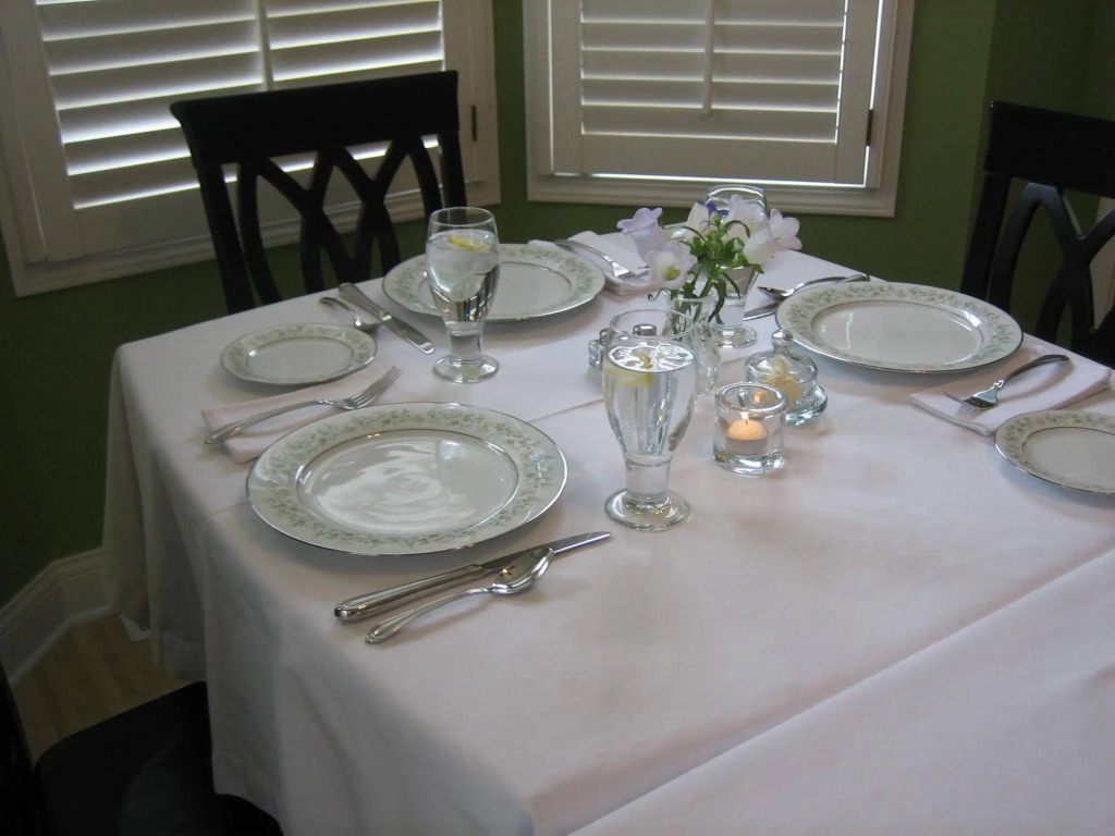 Old Towne Carmel Bed and Breakfast