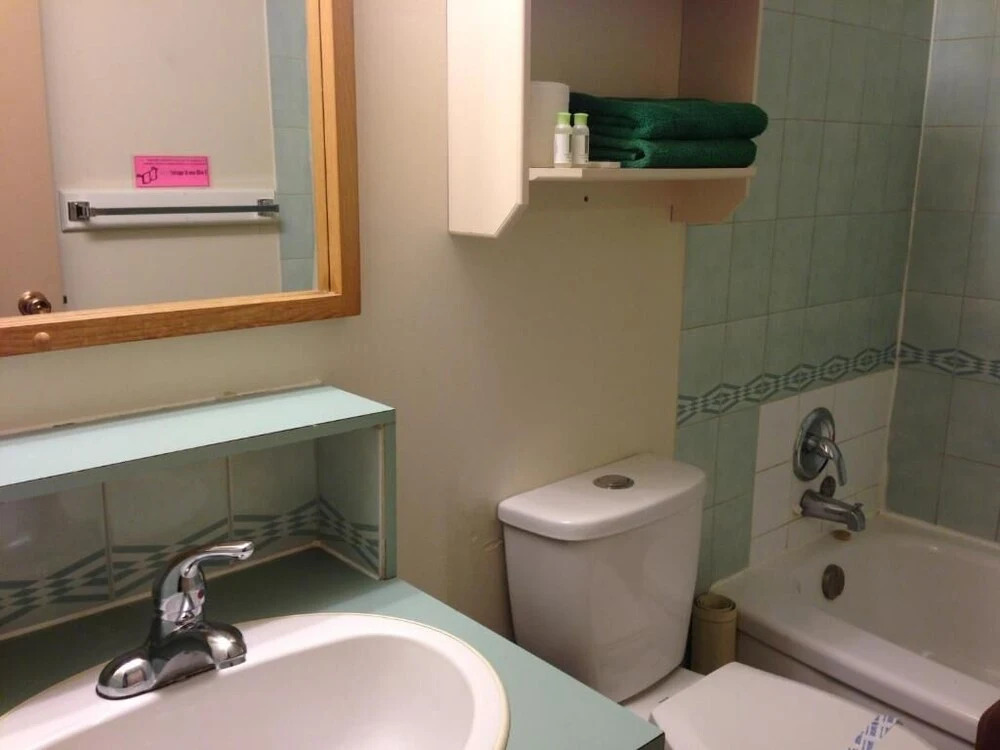 Sundre Motor Inn