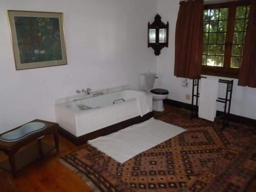Lekkerwijn Historic Country Guest House