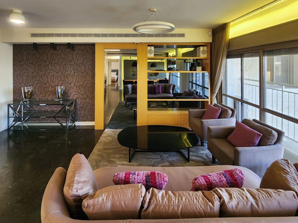 Holiday Luxury Home by FeelHome
