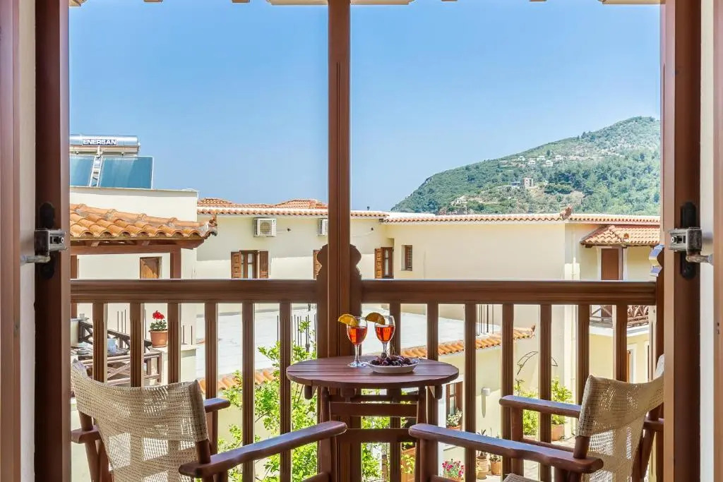 Aeolos Hotel