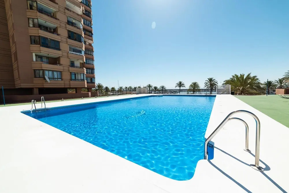 Apartment With one Bedroom in Fuengirola, With Private Pool - 50 m From the Beach